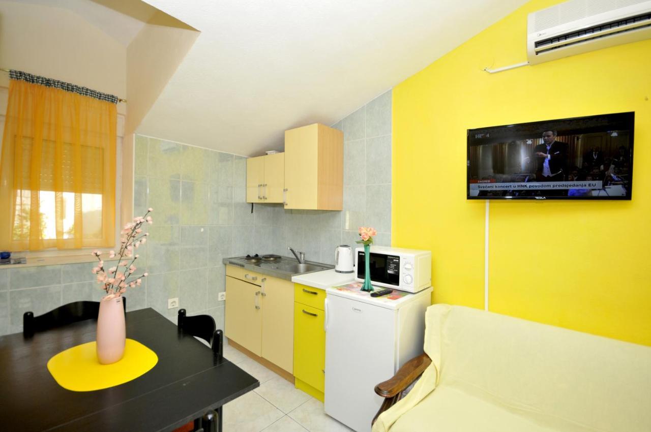 Apartments With A Parking Space Okrug Donji, Ciovo - 13732 Donji Okrug  Exteriér fotografie