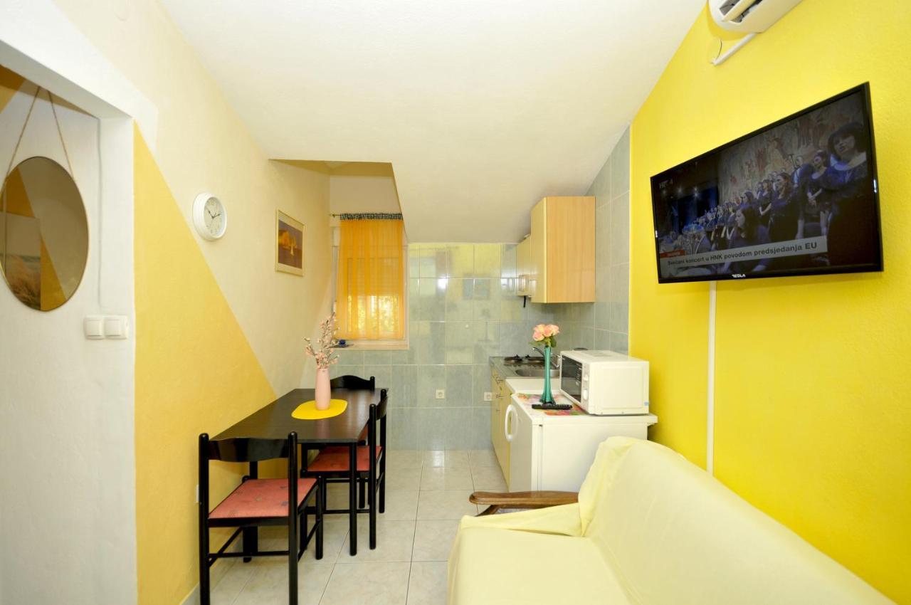 Apartments With A Parking Space Okrug Donji, Ciovo - 13732 Donji Okrug  Exteriér fotografie